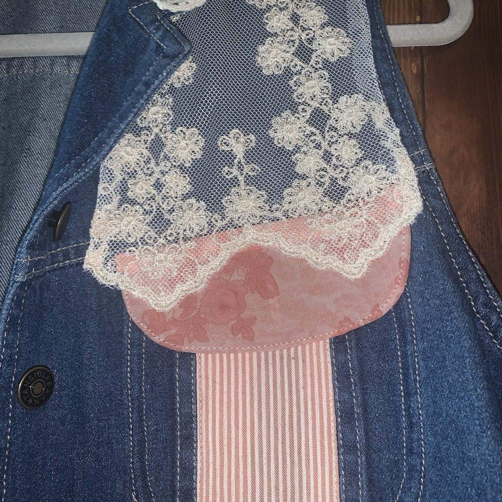 Taylor G‎ Dallas Women's Denim Vest Embroidered Ruffled Lace Buttons M-L See Pic - Picture 4 of 8
